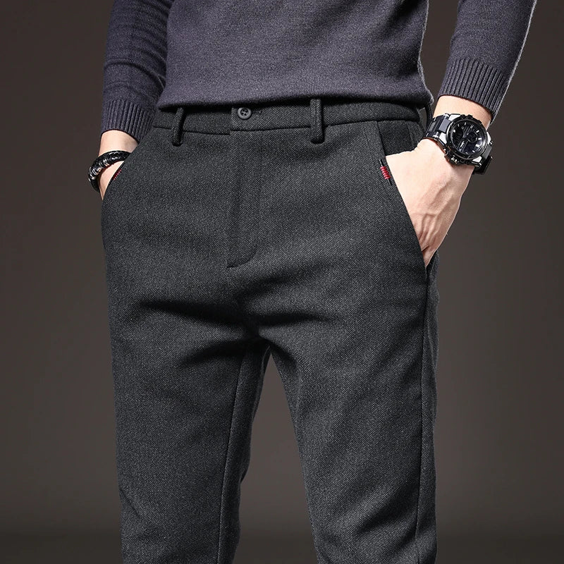 Pantaloni slim Remo