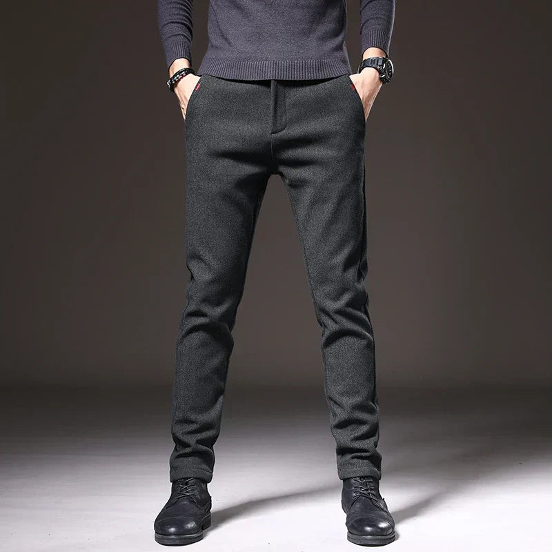 Pantaloni slim Remo