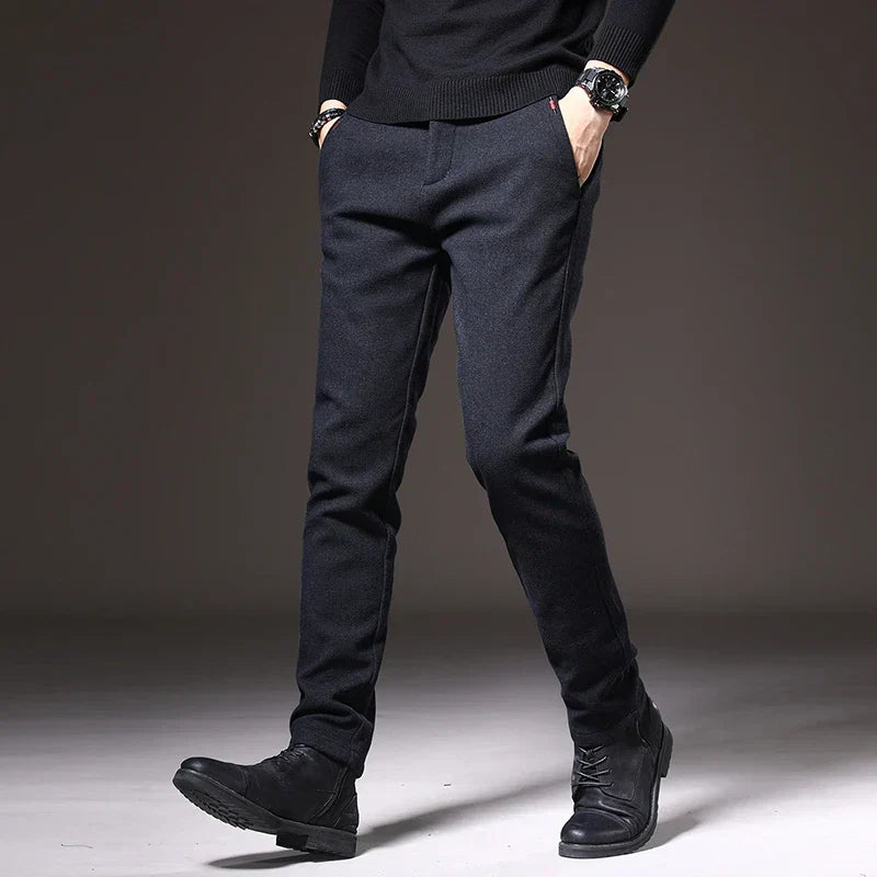 Pantaloni slim Remo