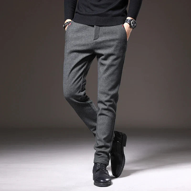 Pantaloni slim Remo